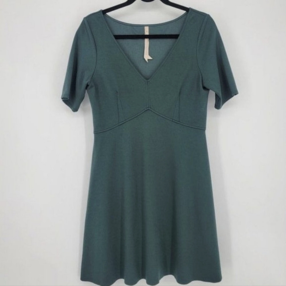 Bailey 44 Green Short Sleeve V-Neck Dress Sz Large